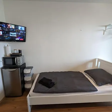 Zentrales Studio-apartment In Linz, Arbeiter-hit Апартаменти *