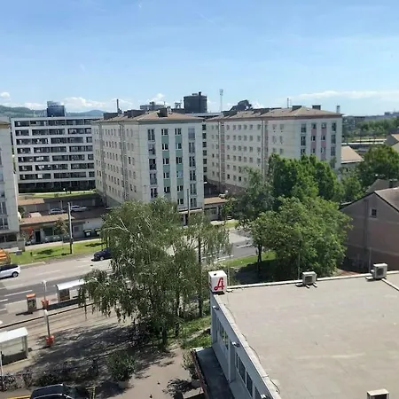 Zentrales Studio-apartment In Linz, Arbeiter-hit Апартаменти *